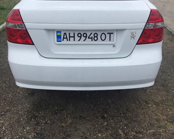 Белый ЗАЗ Вида, объемом двигателя 1.5 л и пробегом 158 тыс. км за 4000 $, фото 3 на Automoto.ua