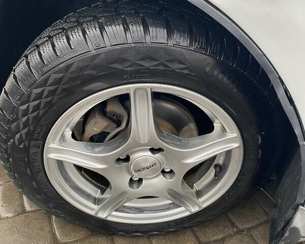 Белый ЗАЗ Вида, объемом двигателя 1.4 л и пробегом 149 тыс. км за 5199 $, фото 15 на Automoto.ua