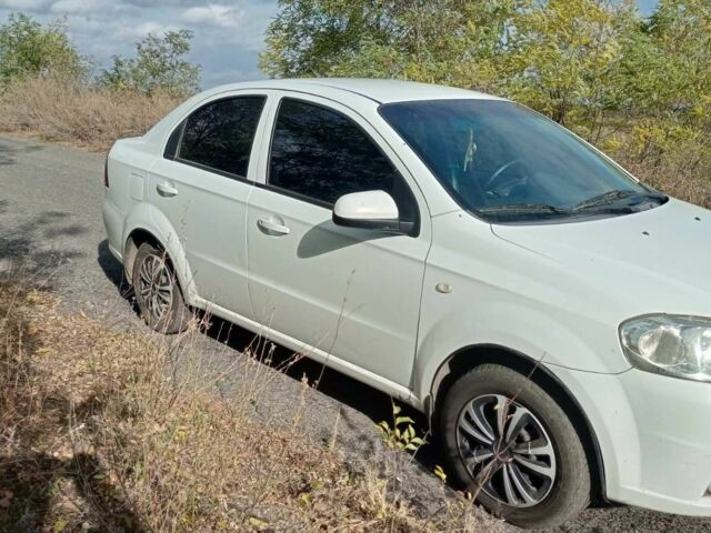 Белый ЗАЗ Вида, объемом двигателя 1.5 л и пробегом 185 тыс. км за 3500 $, фото 4 на Automoto.ua