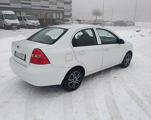 Белый ЗАЗ Вида, объемом двигателя 1.5 л и пробегом 81 тыс. км за 4000 $, фото 2 на Automoto.ua