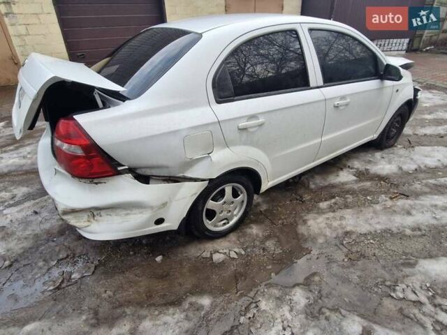 Белый ЗАЗ Вида, объемом двигателя 1.5 л и пробегом 272 тыс. км за 1800 $, фото 7 на Automoto.ua