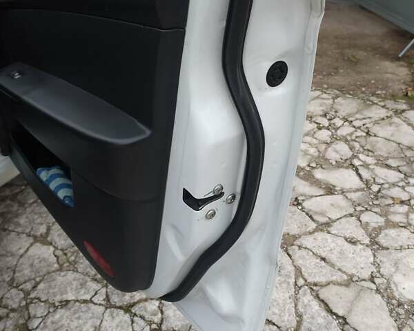 ЗАЗ Віда 2013 у Запоріжжя на Automoto.ua Білий ЗАЗ Віда, об'ємом двигуна 1.5 л та пробігом 43 тис. км за 5200 $, фото 6 на Automoto.ua