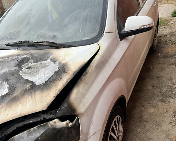 Белый ЗАЗ Вида, объемом двигателя 1.5 л и пробегом 63 тыс. км за 2000 $, фото 5 на Automoto.ua