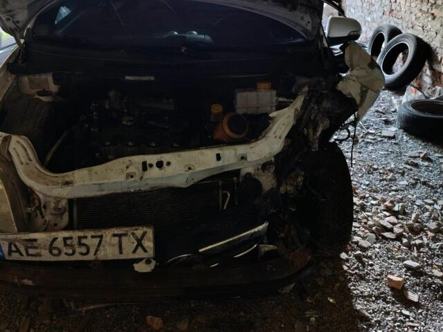 ЗАЗ Вида 2015 в Красноград на Automoto.ua Белый ЗАЗ Вида, объемом двигателя 1.5 л и пробегом 240 тыс. км за 1000 $, фото 7 на Automoto.ua
