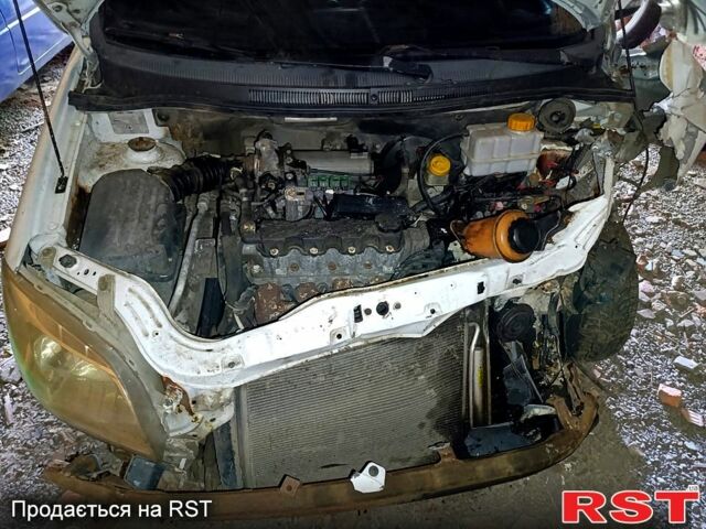 Белый ЗАЗ Вида, объемом двигателя 1.5 л и пробегом 195 тыс. км за 1400 $, фото 2 на Automoto.ua