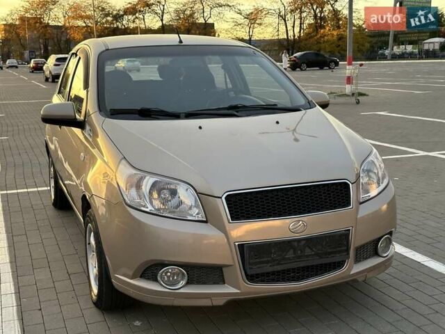 ЗАЗ Вида 2012 в Одессе на Automoto.ua Бежевый ЗАЗ Вида, объемом двигателя 1.5 л и пробегом 115 тыс. км за 4700 $, фото 2 на Automoto.ua