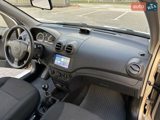 ЗАЗ Вида 2012 в Одессе на Automoto.ua Бежевый ЗАЗ Вида, объемом двигателя 1.5 л и пробегом 115 тыс. км за 4700 $, фото 28 на Automoto.ua