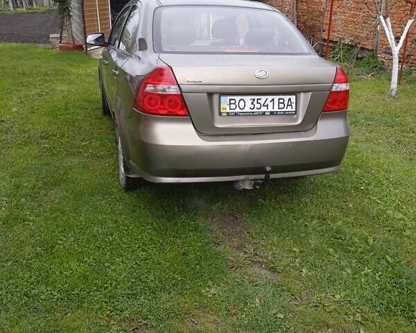 Бежевый ЗАЗ Вида, объемом двигателя 1.5 л и пробегом 45 тыс. км за 3700 $, фото 1 на Automoto.ua