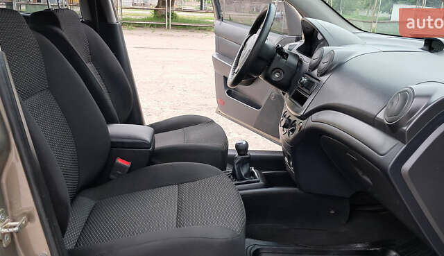 Бежевый ЗАЗ Вида, объемом двигателя 1.5 л и пробегом 83 тыс. км за 4300 $, фото 14 на Automoto.ua