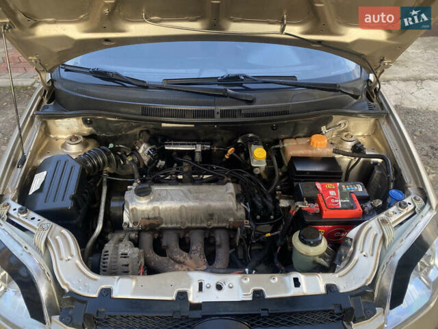 Бежевый ЗАЗ Вида, объемом двигателя 1.5 л и пробегом 160 тыс. км за 3900 $, фото 13 на Automoto.ua