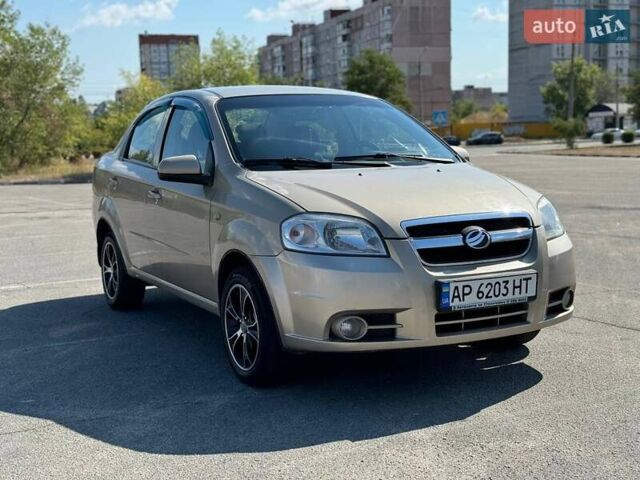Бежевый ЗАЗ Вида, объемом двигателя 1.5 л и пробегом 184 тыс. км за 3499 $, фото 2 на Automoto.ua