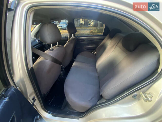 Бежевый ЗАЗ Вида, объемом двигателя 1.5 л и пробегом 160 тыс. км за 3900 $, фото 11 на Automoto.ua