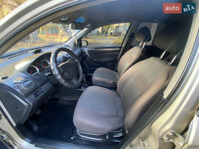 Бежевый ЗАЗ Вида, объемом двигателя 1.5 л и пробегом 160 тыс. км за 3900 $, фото 5 на Automoto.ua