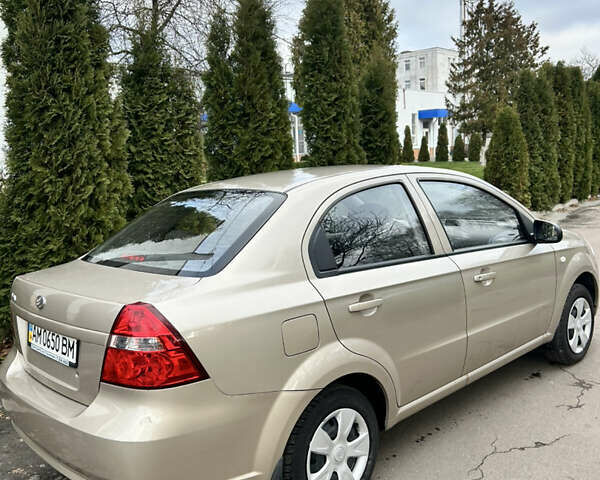 Бежевый ЗАЗ Вида, объемом двигателя 1.5 л и пробегом 8 тыс. км за 8000 $, фото 15 на Automoto.ua