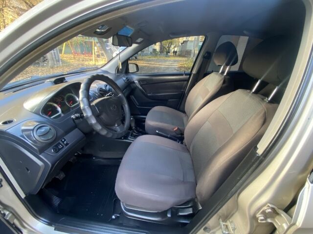 Бежевий ЗАЗ Віда, об'ємом двигуна 1.5 л та пробігом 160 тис. км за 3900 $, фото 5 на Automoto.ua