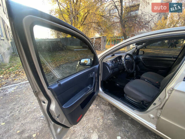 Бежевый ЗАЗ Вида, объемом двигателя 1.5 л и пробегом 160 тыс. км за 3900 $, фото 6 на Automoto.ua