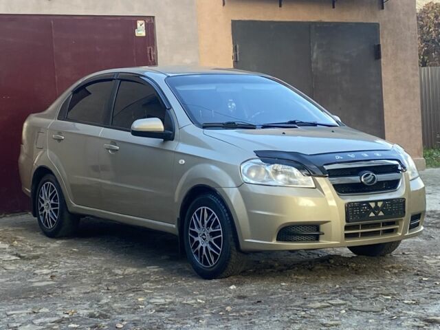 Бежевий ЗАЗ Віда, об'ємом двигуна 1.5 л та пробігом 160 тис. км за 3900 $, фото 2 на Automoto.ua