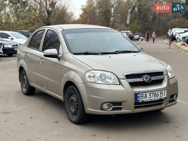 Бежевый ЗАЗ Вида, объемом двигателя 1.5 л и пробегом 150 тыс. км за 3900 $, фото 4 на Automoto.ua