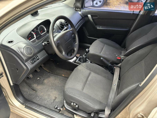 Бежевый ЗАЗ Вида, объемом двигателя 1.5 л и пробегом 150 тыс. км за 3900 $, фото 8 на Automoto.ua