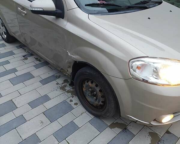 Бежевий ЗАЗ Віда, об'ємом двигуна 1.5 л та пробігом 118 тис. км за 4000 $, фото 10 на Automoto.ua