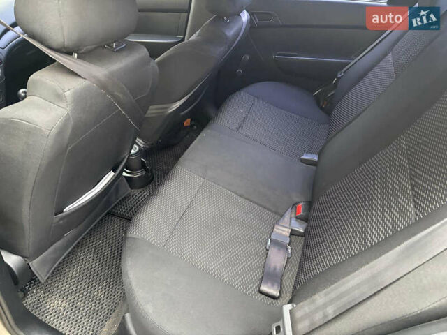 Бежевый ЗАЗ Вида, объемом двигателя 1.5 л и пробегом 150 тыс. км за 3900 $, фото 6 на Automoto.ua