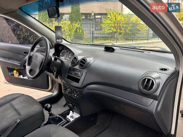 Бежевый ЗАЗ Вида, объемом двигателя 1.5 л и пробегом 150 тыс. км за 3900 $, фото 11 на Automoto.ua