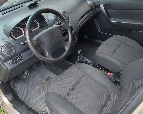 Бежевий ЗАЗ Віда, об'ємом двигуна 1.5 л та пробігом 118 тис. км за 4000 $, фото 5 на Automoto.ua