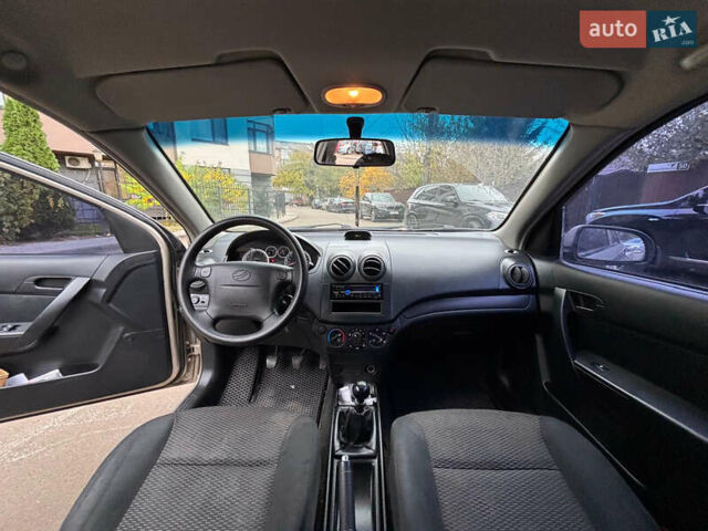 Бежевый ЗАЗ Вида, объемом двигателя 1.5 л и пробегом 150 тыс. км за 3900 $, фото 14 на Automoto.ua