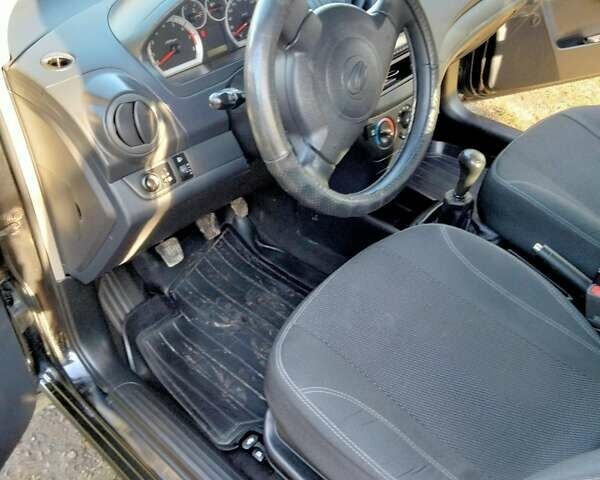 Черный ЗАЗ Вида, объемом двигателя 1.5 л и пробегом 179 тыс. км за 3700 $, фото 2 на Automoto.ua