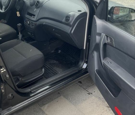 Чорний ЗАЗ Віда, об'ємом двигуна 1.5 л та пробігом 39 тис. км за 3999 $, фото 5 на Automoto.ua