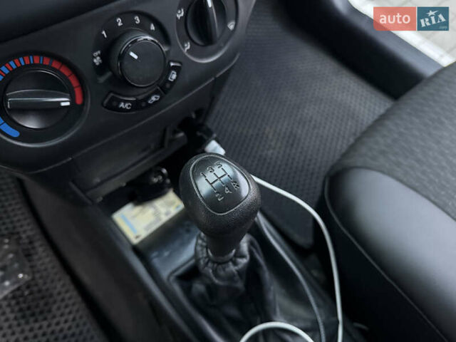 Чорний ЗАЗ Віда, об'ємом двигуна 1.5 л та пробігом 230 тис. км за 4200 $, фото 39 на Automoto.ua