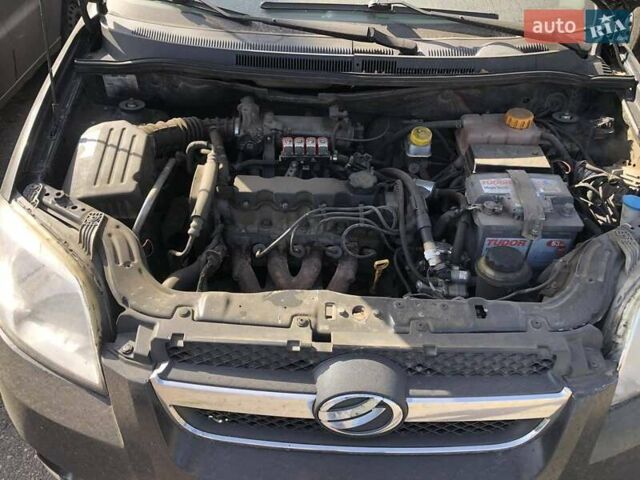 Черный ЗАЗ Вида, объемом двигателя 1.5 л и пробегом 319 тыс. км за 2888 $, фото 1 на Automoto.ua