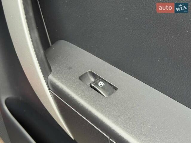 Красный ЗАЗ Вида, объемом двигателя 1.4 л и пробегом 45 тыс. км за 5950 $, фото 30 на Automoto.ua