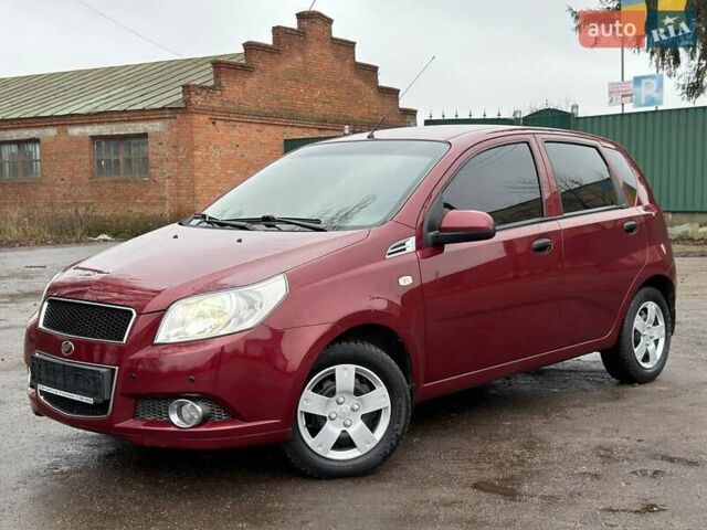 Красный ЗАЗ Вида, объемом двигателя 1.4 л и пробегом 45 тыс. км за 5950 $, фото 1 на Automoto.ua