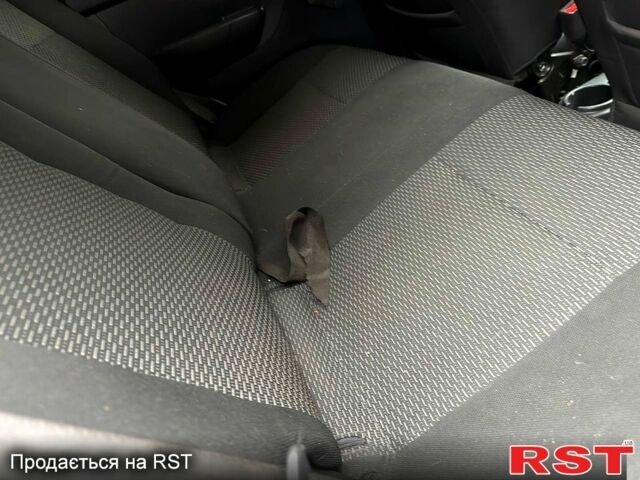 Красный ЗАЗ Вида, объемом двигателя 1.4 л и пробегом 45 тыс. км за 5950 $, фото 12 на Automoto.ua