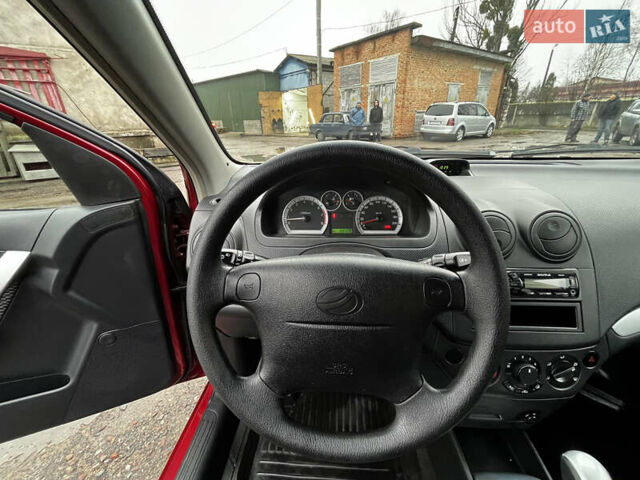 Червоний ЗАЗ Віда, об'ємом двигуна 1.4 л та пробігом 68 тис. км за 6950 $, фото 15 на Automoto.ua