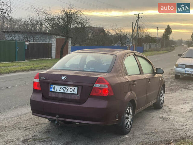 Красный ЗАЗ Вида, объемом двигателя 1.5 л и пробегом 140 тыс. км за 3300 $, фото 4 на Automoto.ua