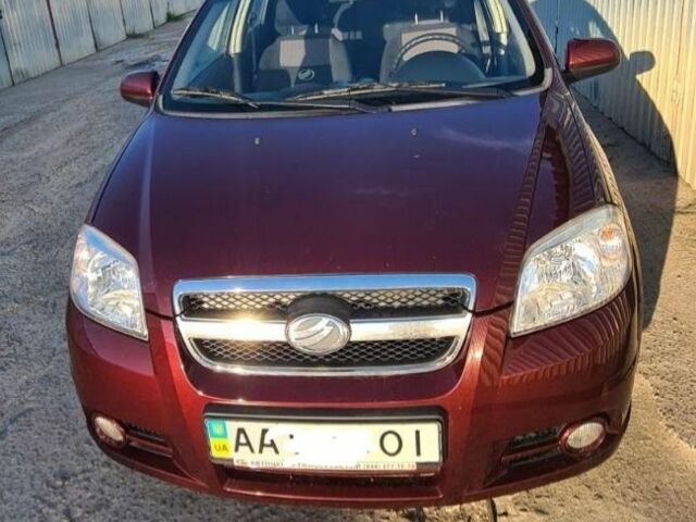 Красный ЗАЗ Вида, объемом двигателя 1.5 л и пробегом 105 тыс. км за 3500 $, фото 2 на Automoto.ua