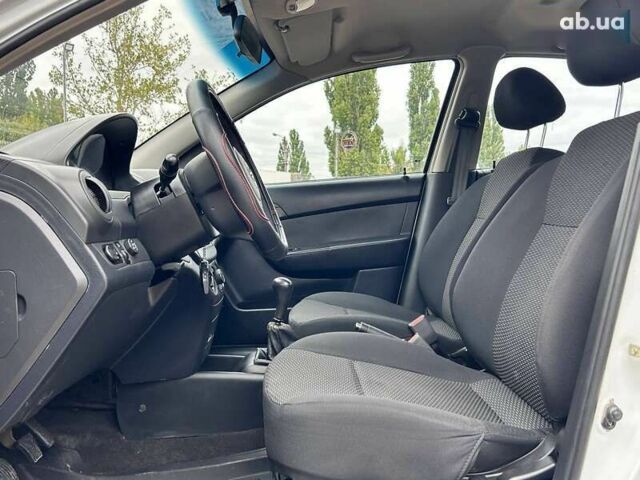 ЗАЗ Вида, объемом двигателя 1.5 л и пробегом 92 тыс. км за 3900 $, фото 12 на Automoto.ua