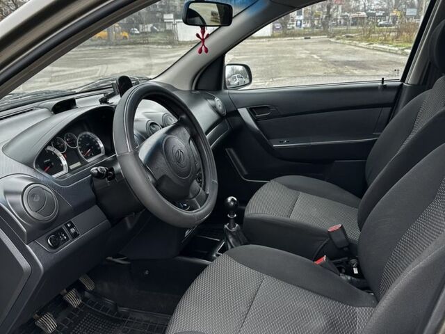 Серый ЗАЗ Вида, объемом двигателя 1.5 л и пробегом 195 тыс. км за 3800 $, фото 5 на Automoto.ua