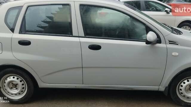 Серый ЗАЗ Вида, объемом двигателя 1.5 л и пробегом 180 тыс. км за 3000 $, фото 1 на Automoto.ua