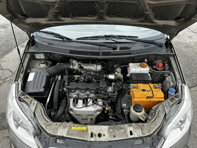 Серый ЗАЗ Вида, объемом двигателя 1.5 л и пробегом 195 тыс. км за 3800 $, фото 4 на Automoto.ua