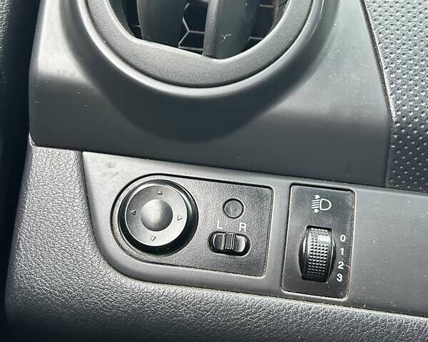 Серый ЗАЗ Вида, объемом двигателя 1.5 л и пробегом 178 тыс. км за 3600 $, фото 20 на Automoto.ua