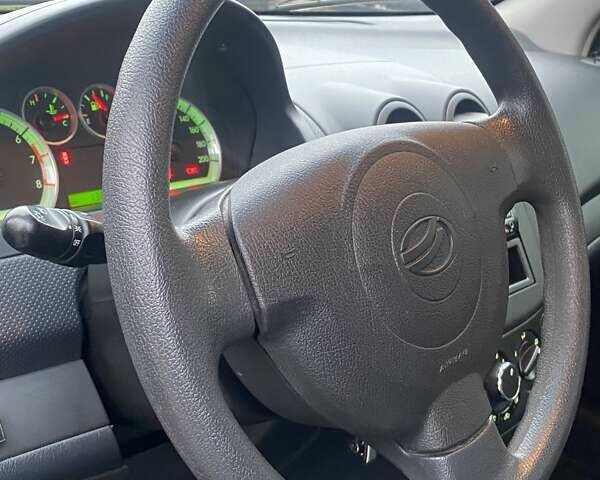 Сірий ЗАЗ Віда, об'ємом двигуна 1.5 л та пробігом 13 тис. км за 6000 $, фото 27 на Automoto.ua