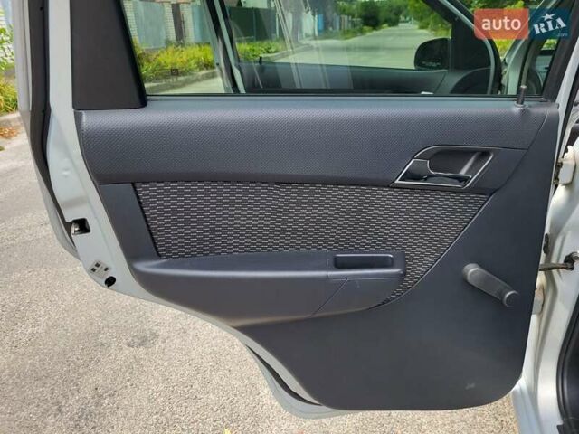 Серый ЗАЗ Вида, объемом двигателя 1.4 л и пробегом 81 тыс. км за 7200 $, фото 21 на Automoto.ua