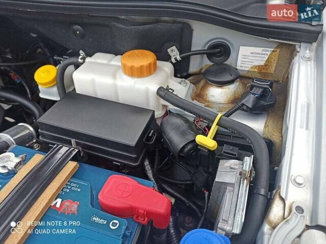 Серый ЗАЗ Вида, объемом двигателя 1.5 л и пробегом 37 тыс. км за 6500 $, фото 5 на Automoto.ua