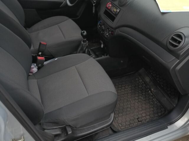 Серый ЗАЗ Вида, объемом двигателя 1.5 л и пробегом 116 тыс. км за 4200 $, фото 6 на Automoto.ua