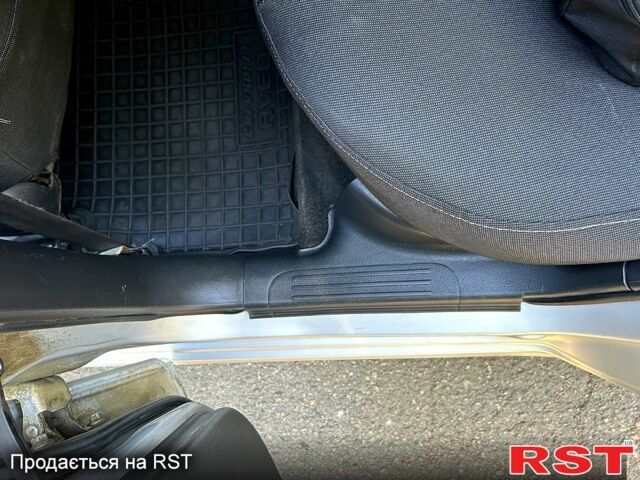 Серый ЗАЗ Вида, объемом двигателя 1.5 л и пробегом 196 тыс. км за 3300 $, фото 4 на Automoto.ua