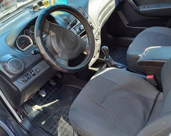 Серый ЗАЗ Вида, объемом двигателя 1.6 л и пробегом 300 тыс. км за 5200 $, фото 2 на Automoto.ua