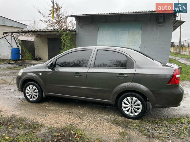 Серый ЗАЗ Вида, объемом двигателя 1.5 л и пробегом 95 тыс. км за 4500 $, фото 2 на Automoto.ua